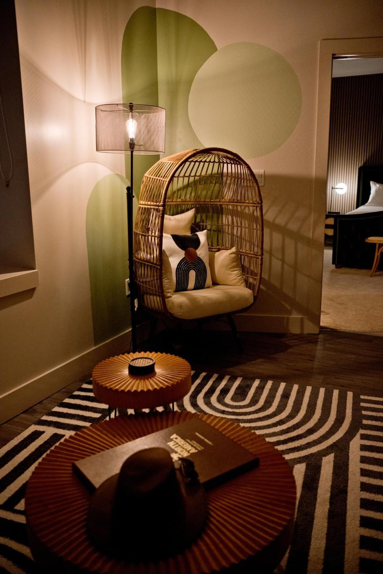 Luxury 2-Bedroom Condo Steps Away From The French Quarter New Orleans Buitenkant foto