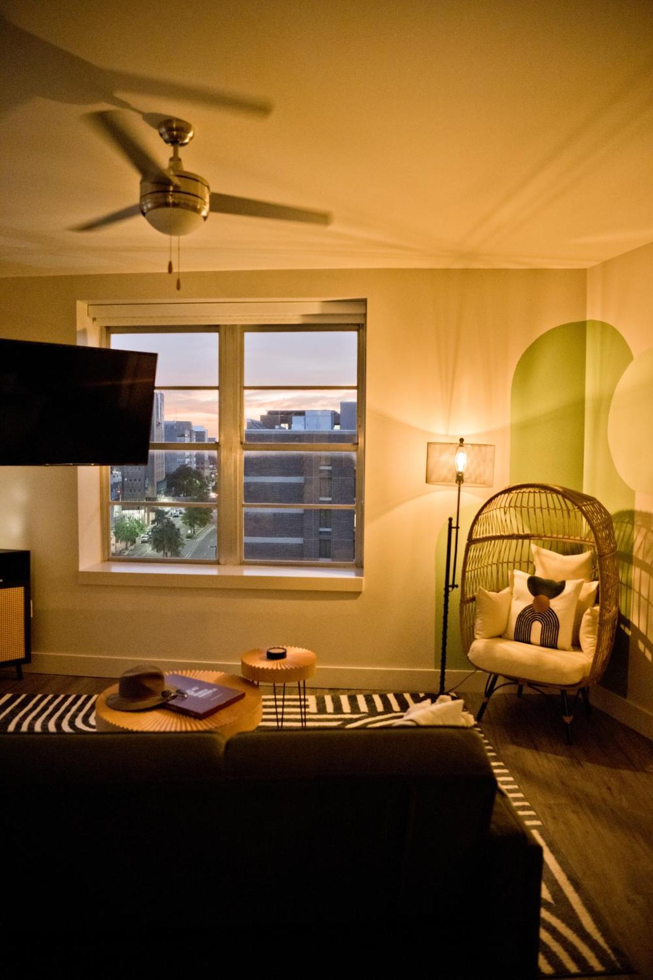Luxury 2-Bedroom Condo Steps Away From The French Quarter New Orleans Buitenkant foto