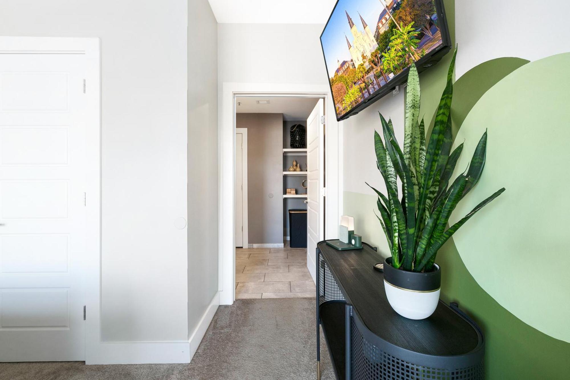 Luxury 2-Bedroom Condo Steps Away From The French Quarter New Orleans Buitenkant foto