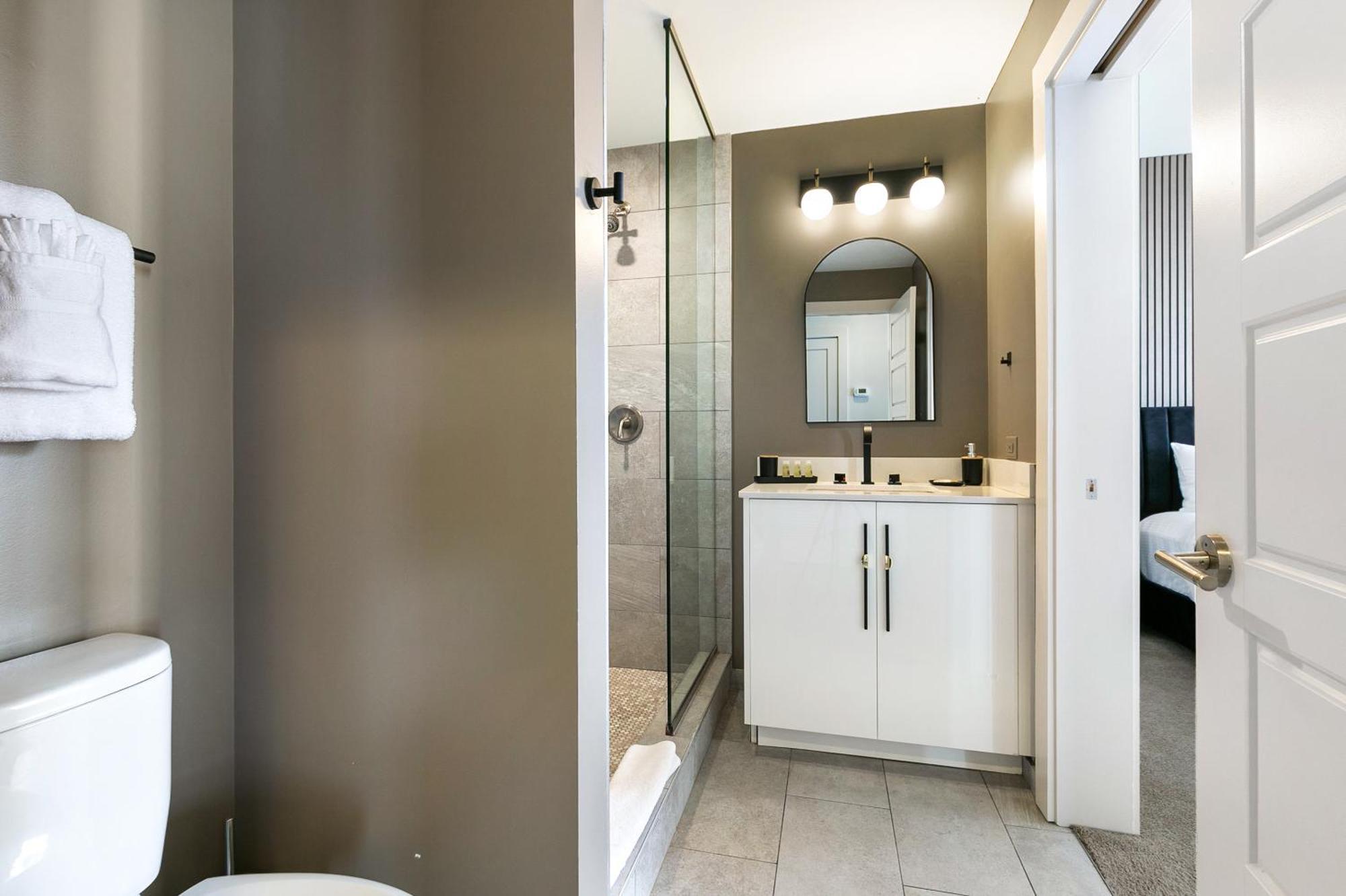Luxury 2-Bedroom Condo Steps Away From The French Quarter New Orleans Buitenkant foto
