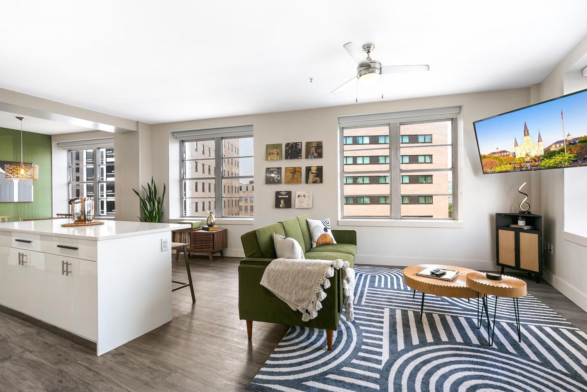 Luxury 2-Bedroom Condo Steps Away From The French Quarter New Orleans Buitenkant foto