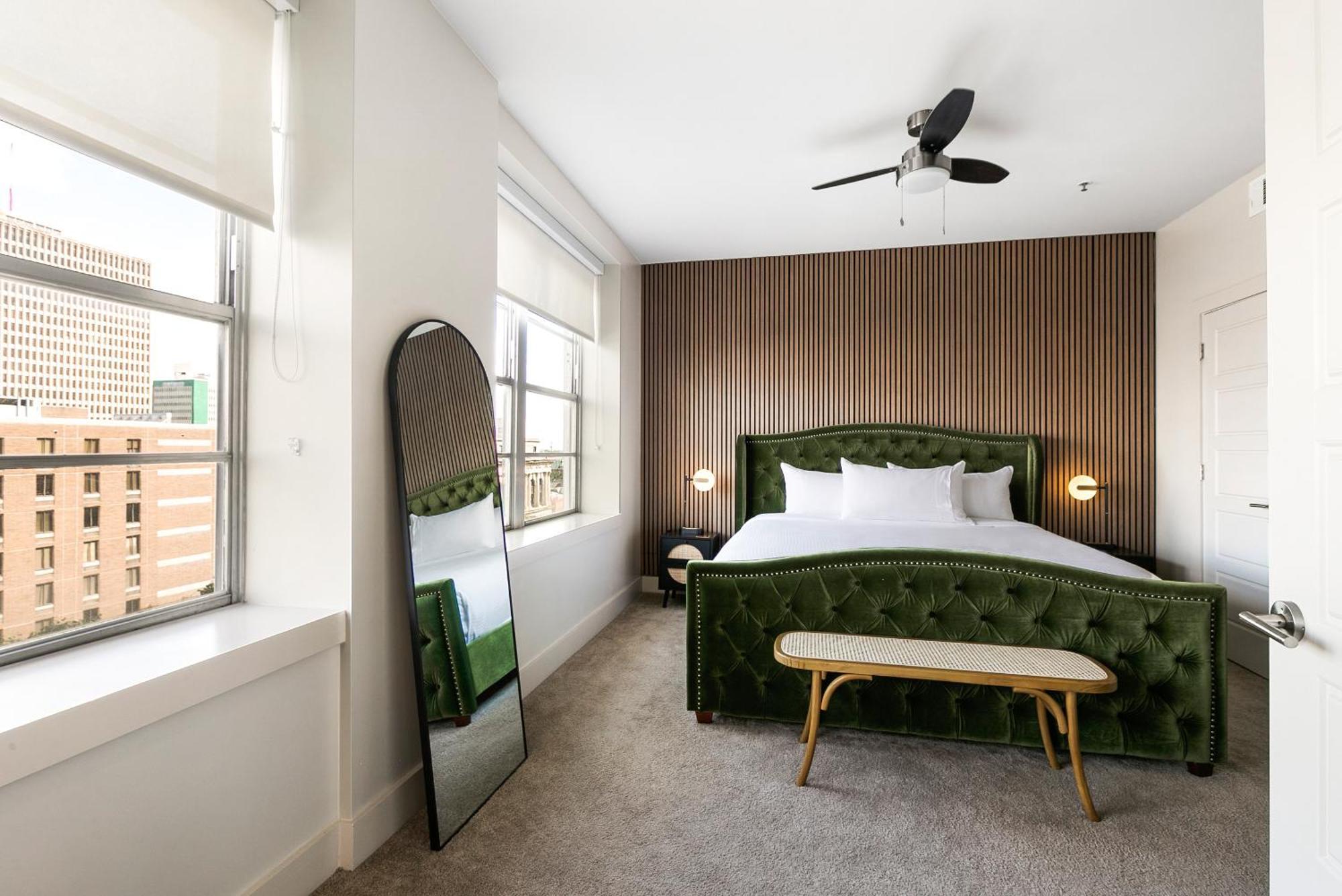 Luxury 2-Bedroom Condo Steps Away From The French Quarter New Orleans Buitenkant foto