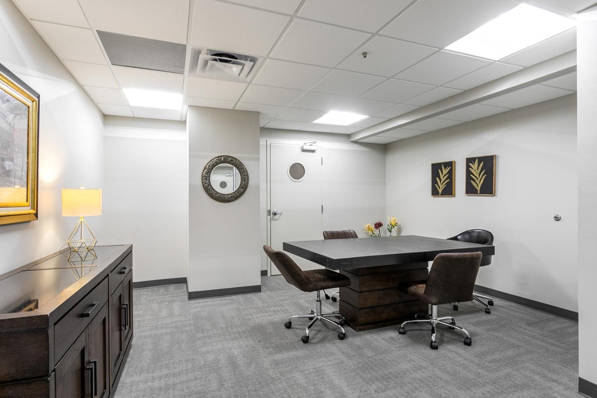 Luxury 2-Bedroom Condo Steps Away From The French Quarter New Orleans Buitenkant foto